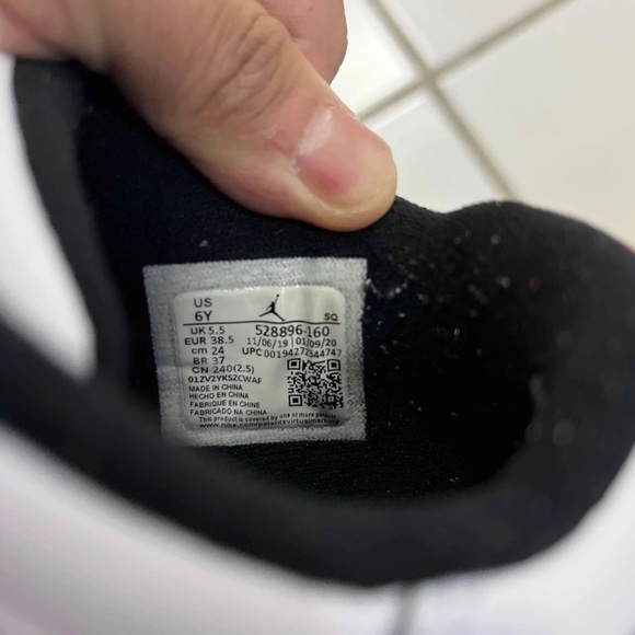 Jordan 11 Retro Low GS Concord-Bred ❤️ - Picture 4 of 4